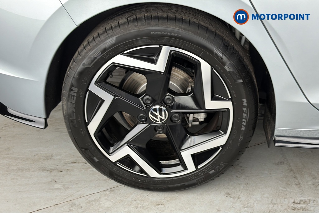 Volkswagen Golf R-Line Automatic Petrol Hatchback - Stock Number (1682833) - 46th supplementary image