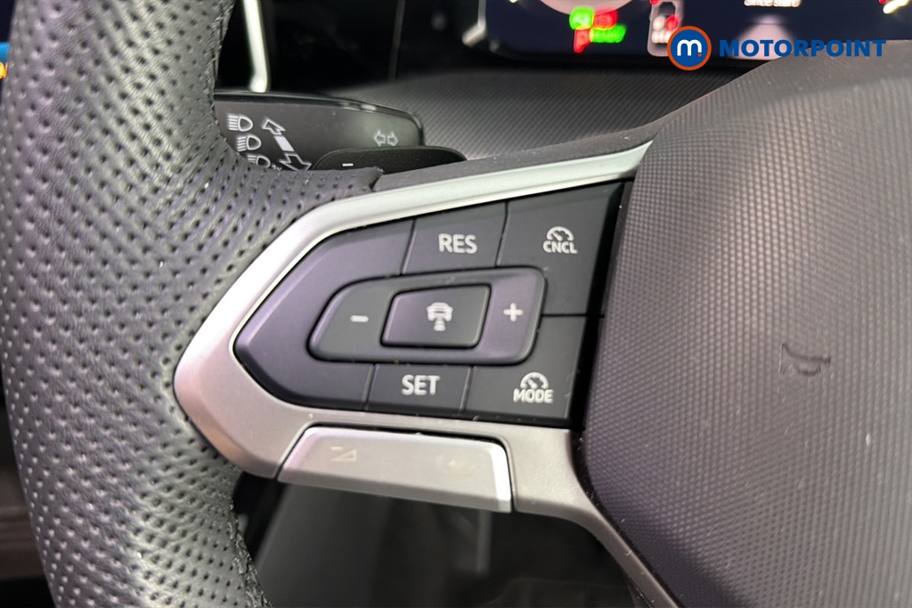 Volkswagen Golf R-Line Automatic Petrol Hatchback - Stock Number (1682846) - 4th supplementary image