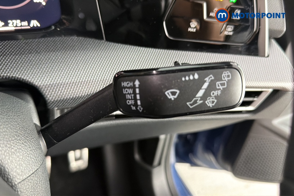 Volkswagen Golf R-Line Automatic Petrol Hatchback - Stock Number (1682846) - 6th supplementary image