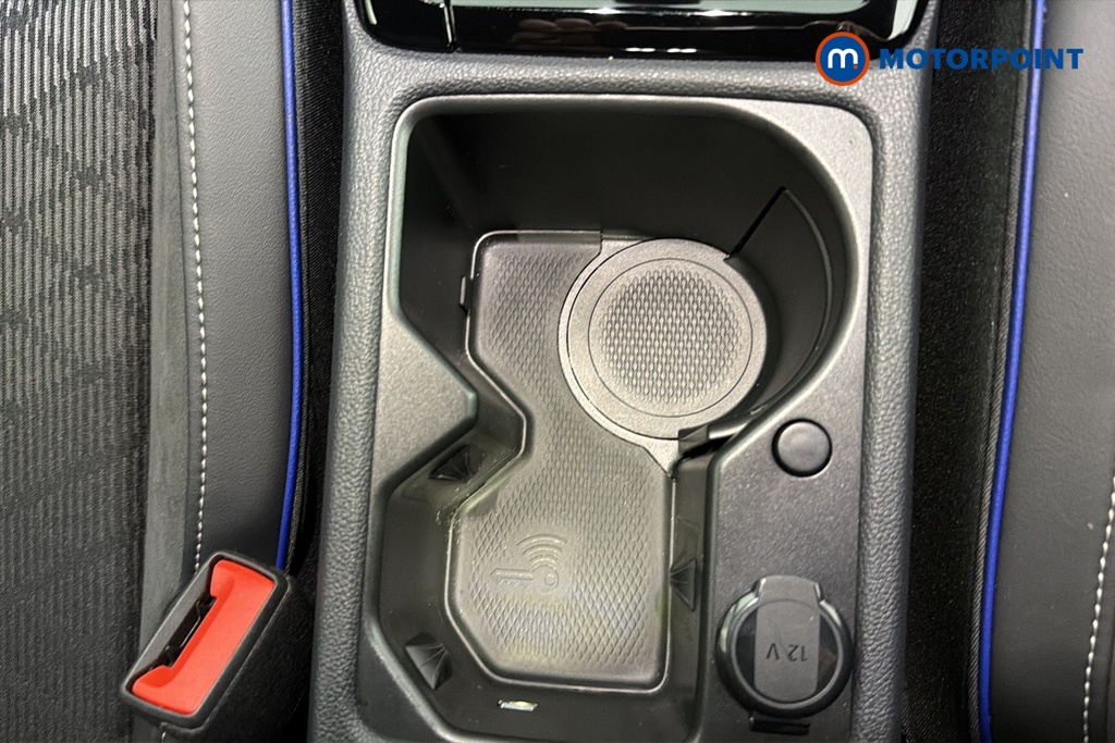 Volkswagen Golf R-Line Automatic Petrol Hatchback - Stock Number (1682846) - 16th supplementary image