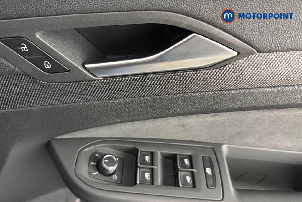 Volkswagen Golf R-Line Automatic Petrol Hatchback - Stock Number (1682846) - 19th supplementary image