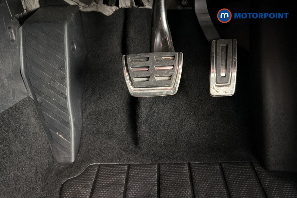 Volkswagen Golf R-Line Automatic Petrol Hatchback - Stock Number (1682846) - 24th supplementary image