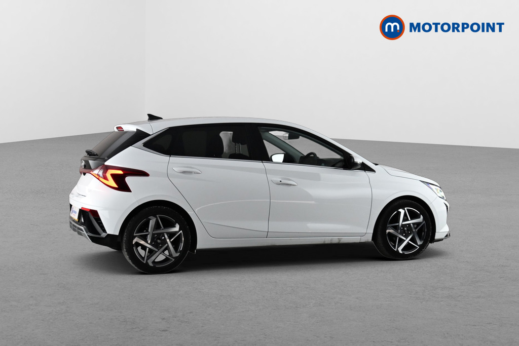 Hyundai I20 Tech Line Automatic Petrol Hatchback - Stock Number (1683289) - Passenger side rear corner