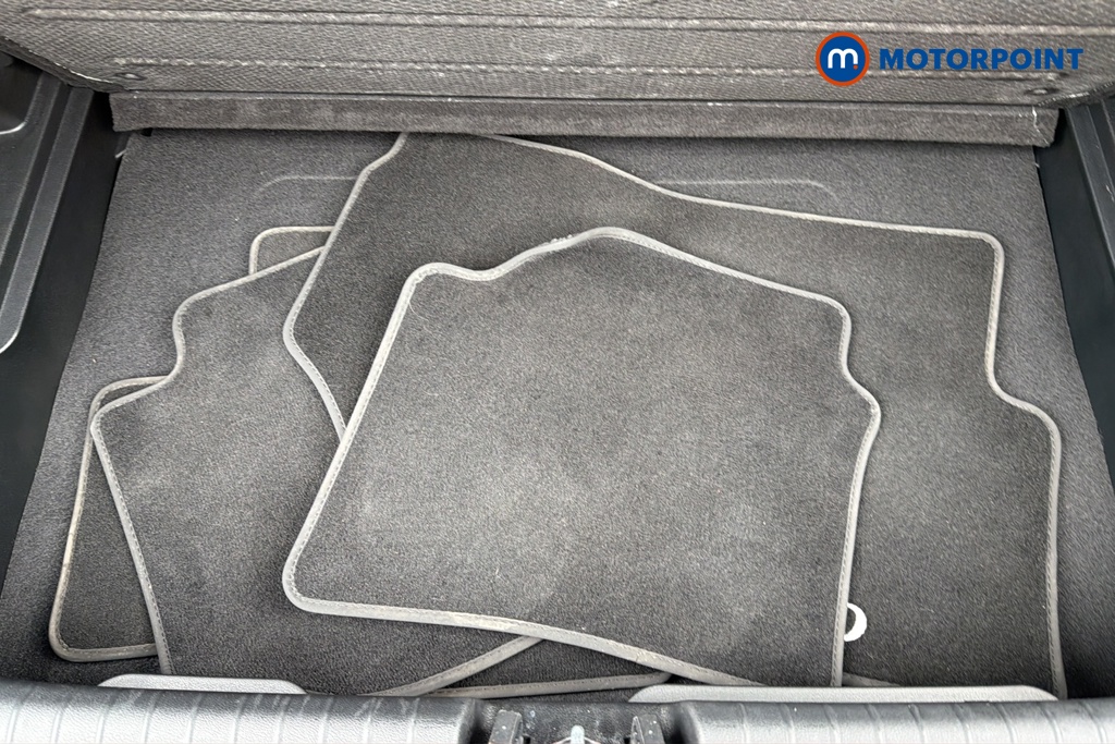 Hyundai I20 Tech Line Automatic Petrol Hatchback - Stock Number (1683595) - 33rd supplementary image
