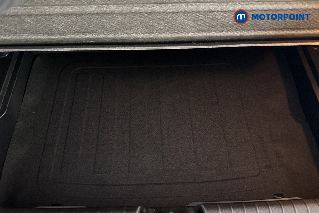 Hyundai I20 Tech Line Automatic Petrol Hatchback - Stock Number (1683605) - 33rd supplementary image