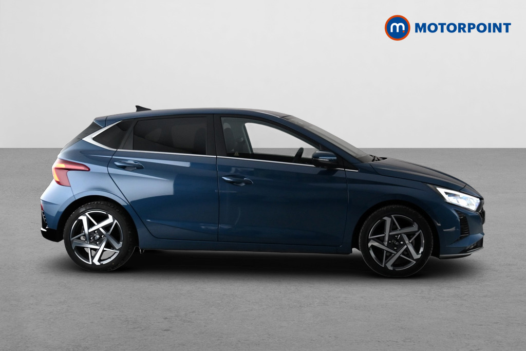 Hyundai I20 Tech Line Automatic Petrol Hatchback - Stock Number (1683605) - Passenger side
