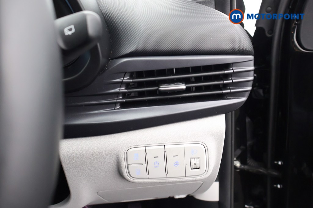 Hyundai I20 Tech Line Automatic Petrol Hatchback - Stock Number (1683606) - 7th supplementary image