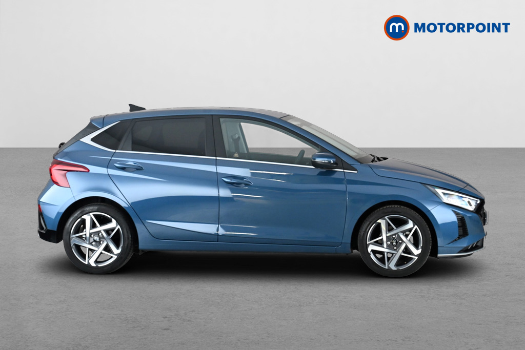 Hyundai I20 Tech Line Automatic Petrol Hatchback - Stock Number (1683614) - Passenger side