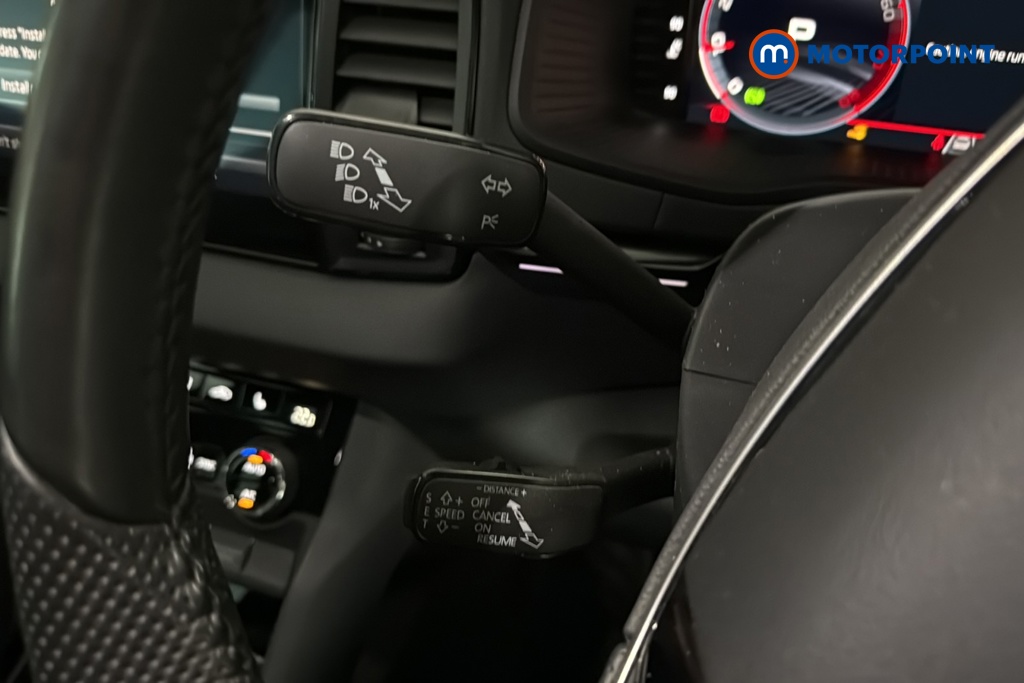 Skoda Karoq Sportline Edition Automatic Petrol SUV - Stock Number (1683814) - 5th supplementary image