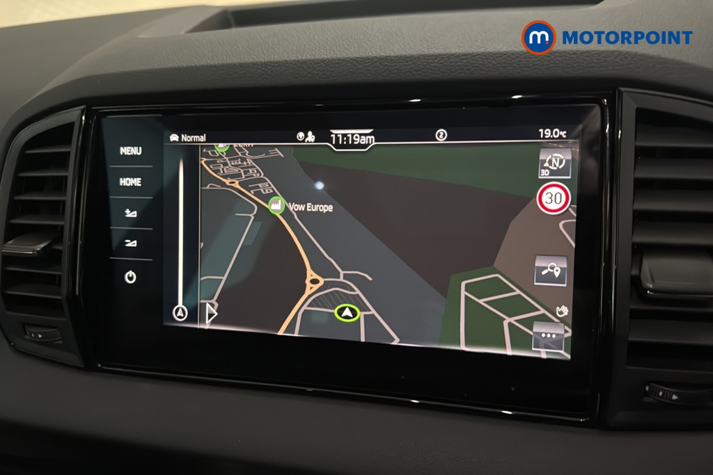 Skoda Karoq Sportline Edition Automatic Petrol SUV - Stock Number (1683814) - 9th supplementary image