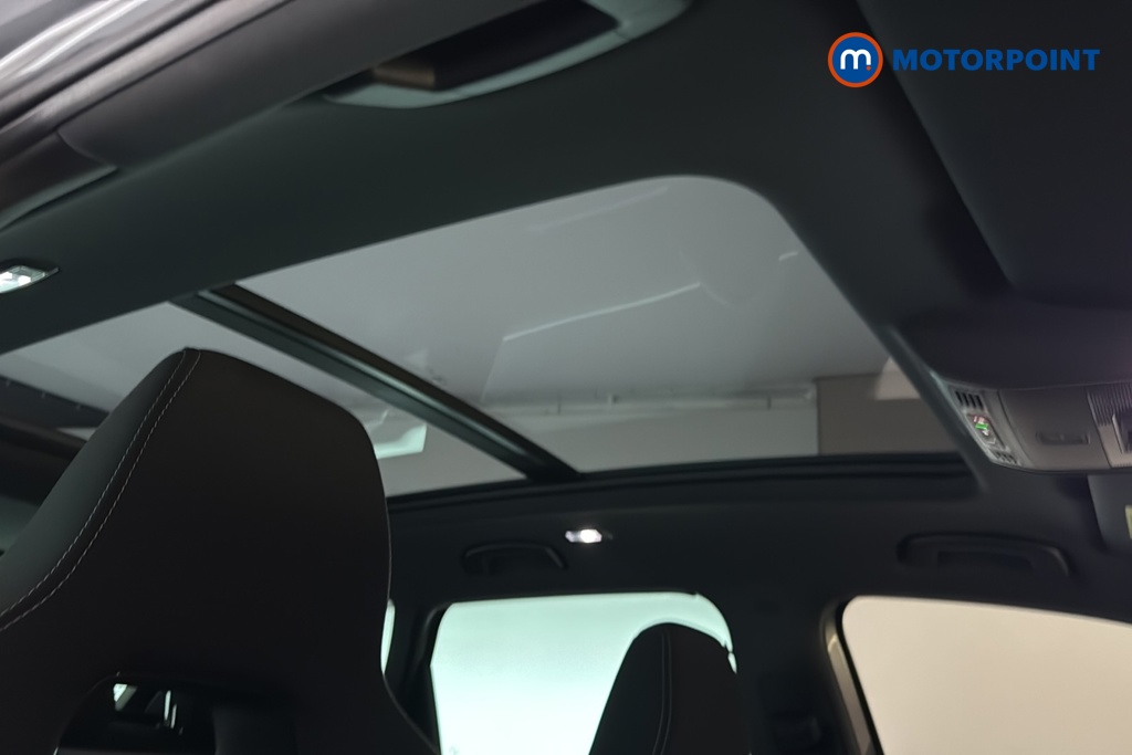 Skoda Karoq Sportline Edition Automatic Petrol SUV - Stock Number (1683814) - 20th supplementary image