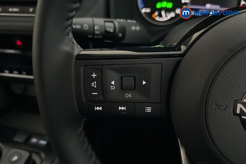 Nissan X-Trail Acenta Premium Automatic Petrol-Electric Hybrid SUV - Stock Number (1683846) - 4th supplementary image