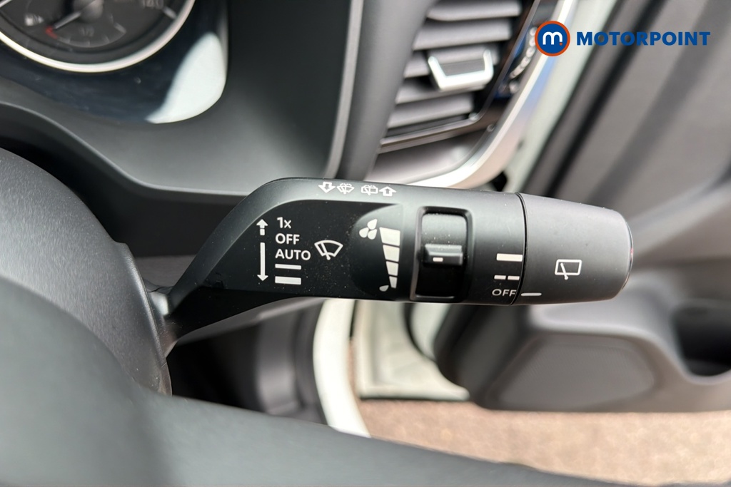 Nissan X-Trail Acenta Premium Automatic Petrol-Electric Hybrid SUV - Stock Number (1683846) - 6th supplementary image