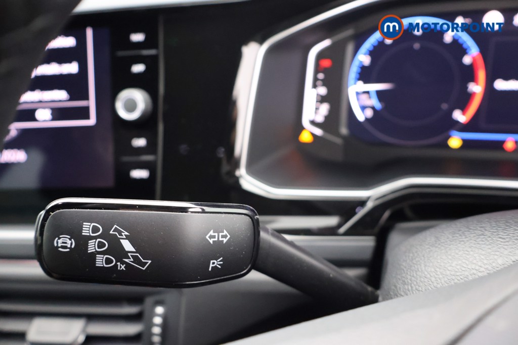 Volkswagen Polo R-Line Manual Petrol Hatchback - Stock Number (1683950) - 5th supplementary image