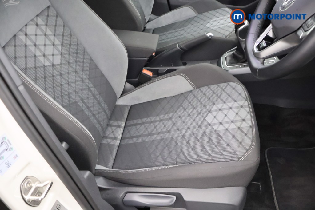 Volkswagen Polo R-Line Manual Petrol Hatchback - Stock Number (1683950) - 15th supplementary image