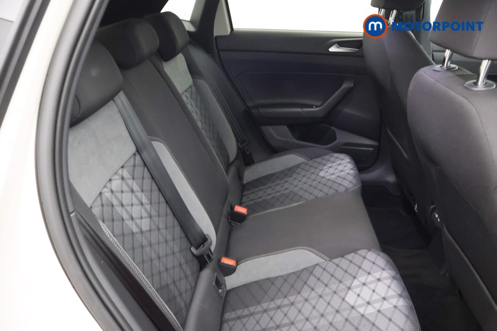 Volkswagen Polo R-Line Manual Petrol Hatchback - Stock Number (1683950) - 16th supplementary image