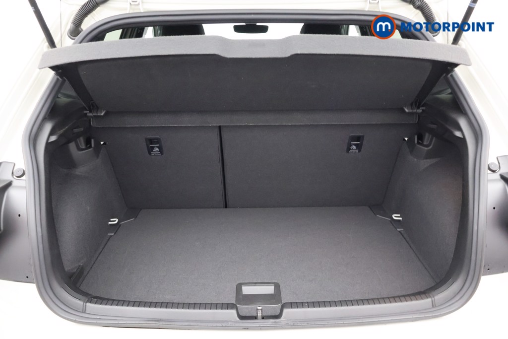 Volkswagen Polo R-Line Manual Petrol Hatchback - Stock Number (1683950) - 22nd supplementary image