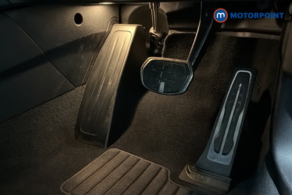 BMW 1 Series M135 Automatic Petrol Hatchback - Stock Number (1684069) - 24th supplementary image