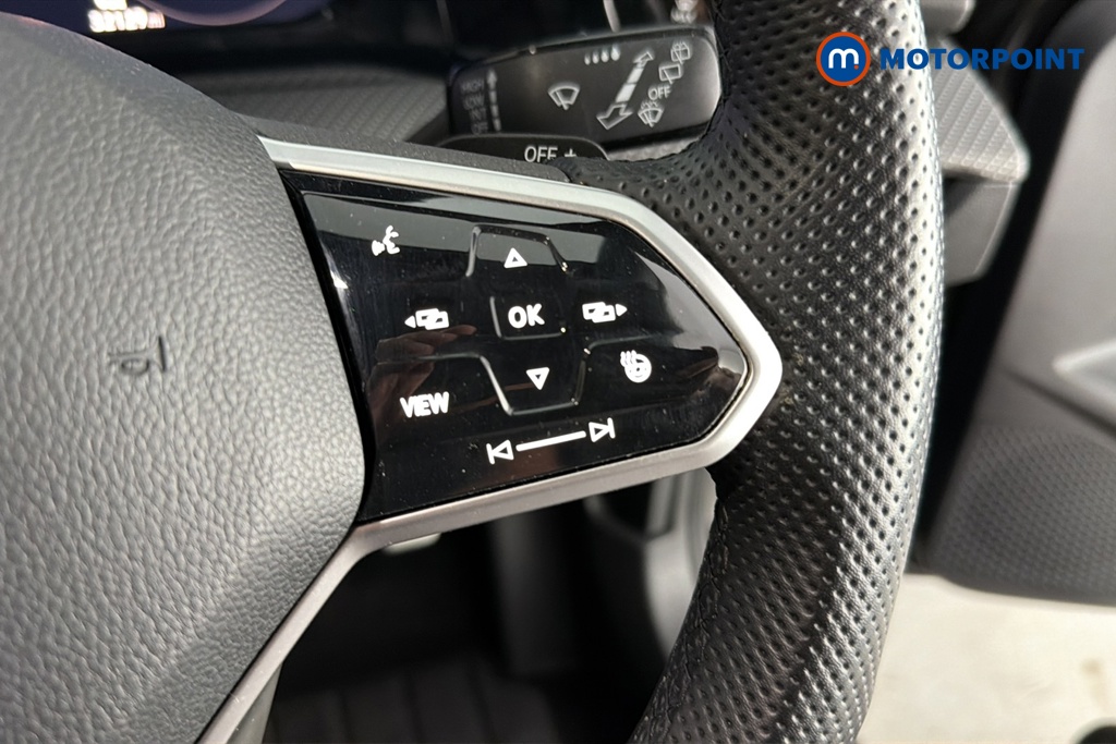 Volkswagen Golf R-Line Automatic Petrol Hatchback - Stock Number (1684148) - 3rd supplementary image