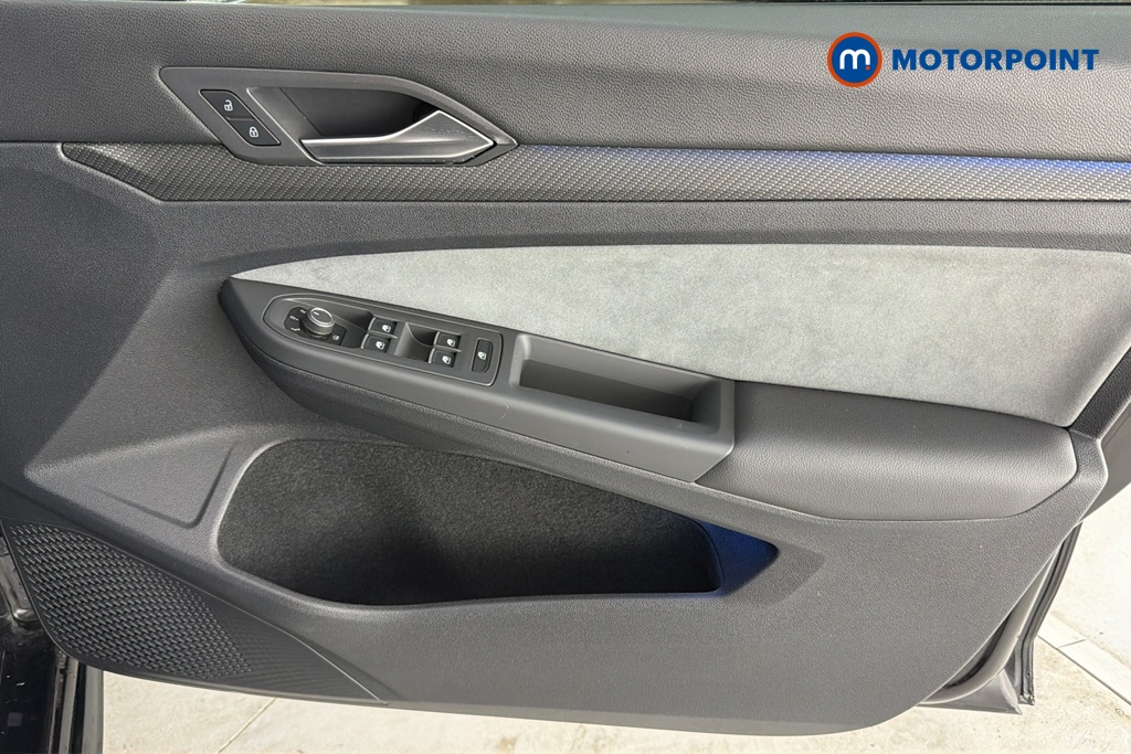 Volkswagen Golf R-Line Automatic Petrol Hatchback - Stock Number (1684148) - 18th supplementary image