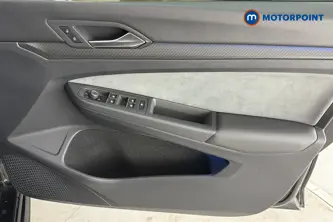 Volkswagen Golf R-Line Automatic Petrol Hatchback - Stock Number (1684148) - 18th supplementary image