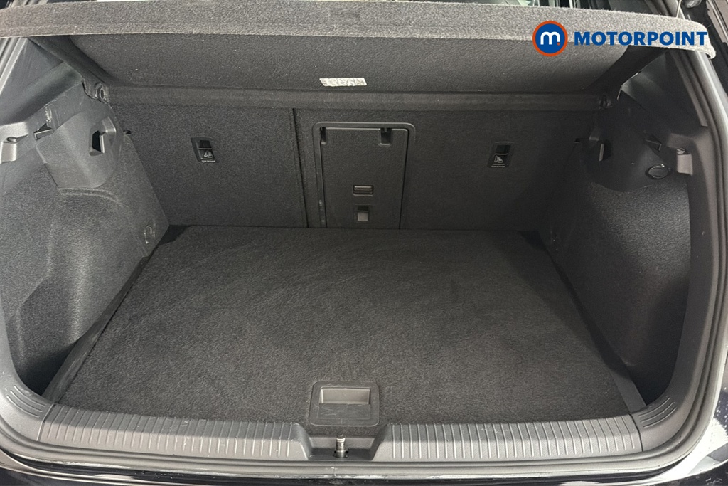 Volkswagen Golf R-Line Automatic Petrol Hatchback - Stock Number (1684148) - 30th supplementary image
