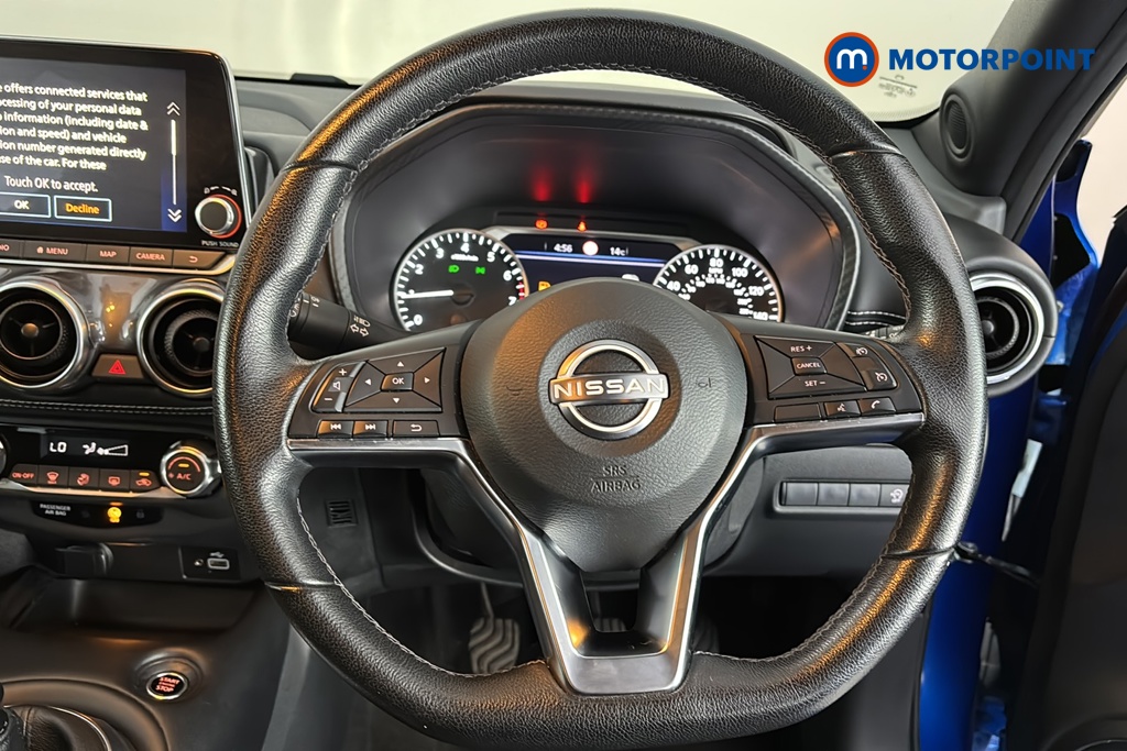 Nissan Juke N-Connecta Manual Petrol SUV - Stock Number (1684372) - 2nd supplementary image