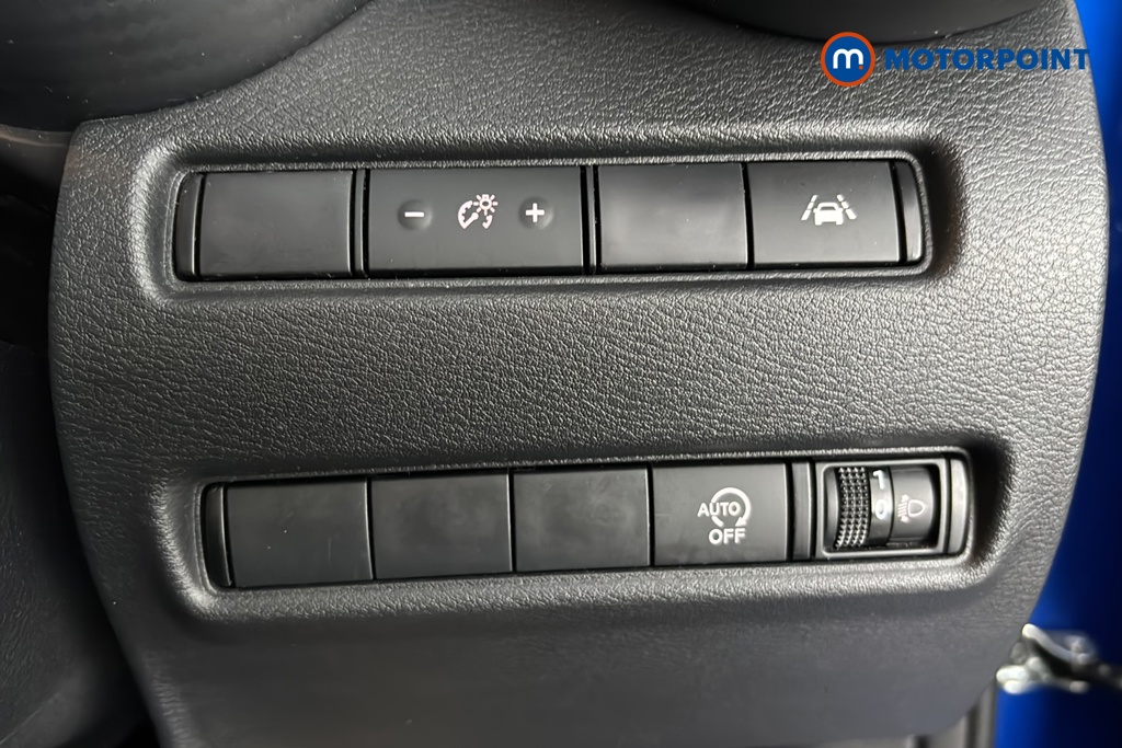 Nissan Juke N-Connecta Manual Petrol SUV - Stock Number (1684372) - 11th supplementary image
