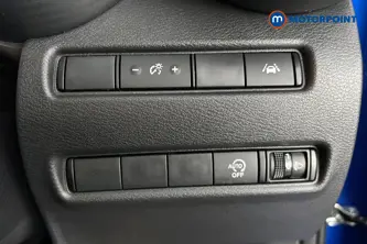 Nissan Juke N-Connecta Manual Petrol SUV - Stock Number (1684372) - 11th supplementary image