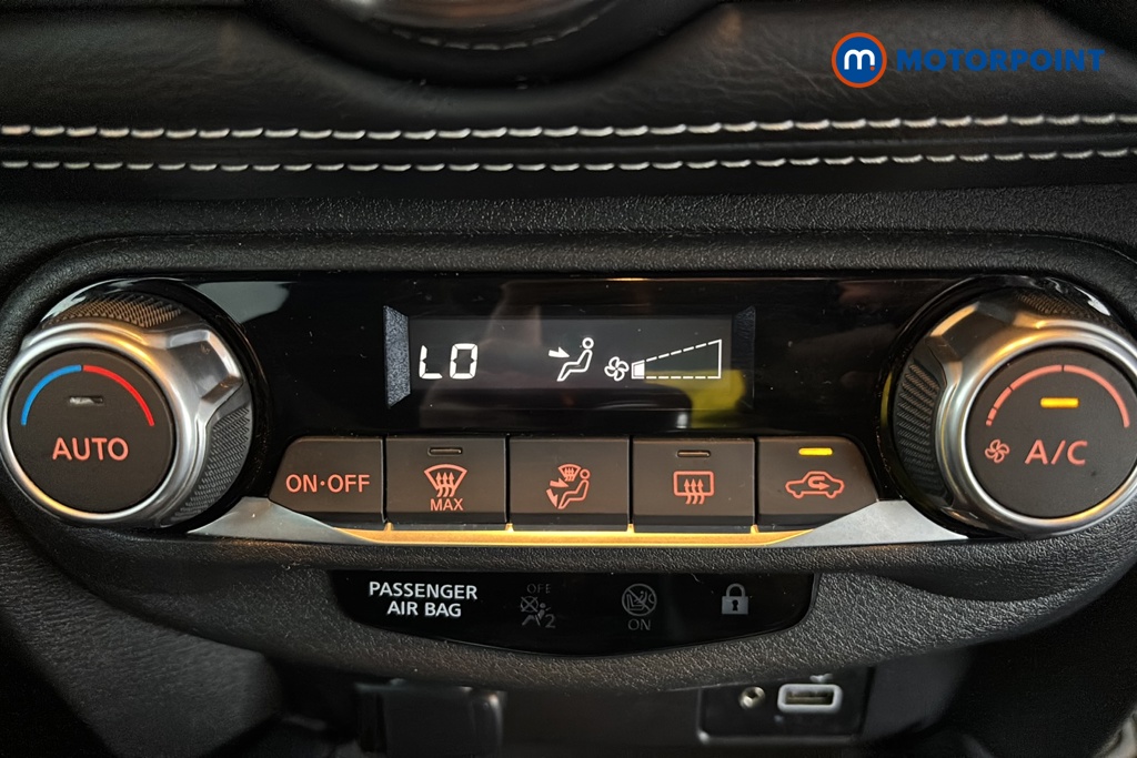 Nissan Juke N-Connecta Manual Petrol SUV - Stock Number (1684372) - 12th supplementary image