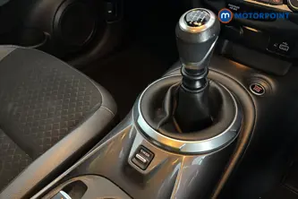 Nissan Juke N-Connecta Manual Petrol SUV - Stock Number (1684372) - 15th supplementary image