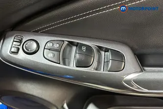 Nissan Juke N-Connecta Manual Petrol SUV - Stock Number (1684372) - 19th supplementary image