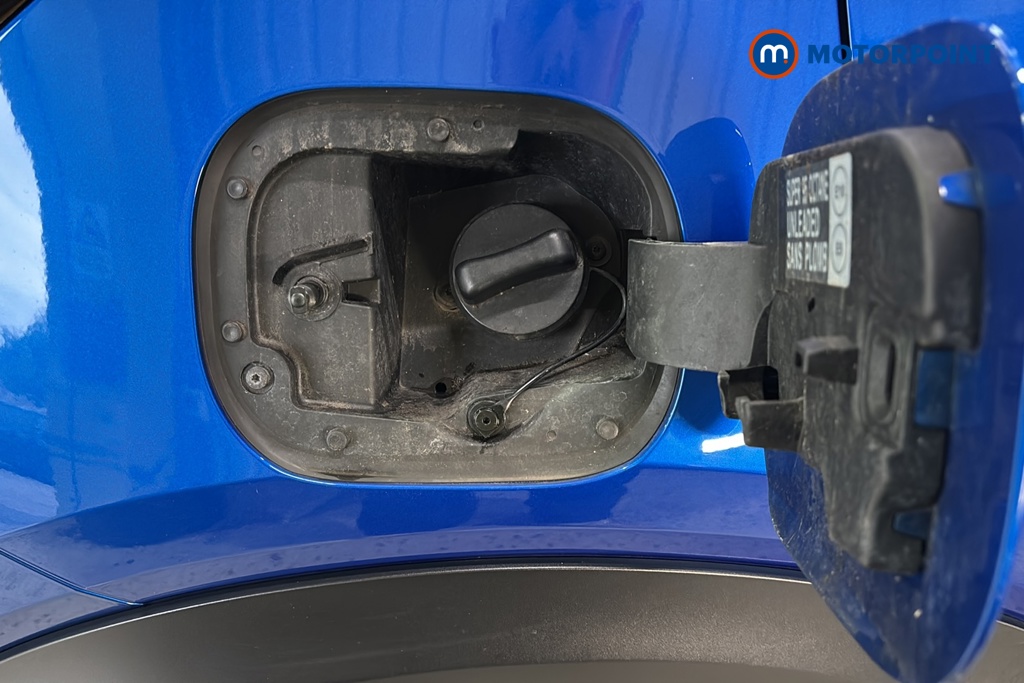 Nissan Juke N-Connecta Manual Petrol SUV - Stock Number (1684372) - 41st supplementary image