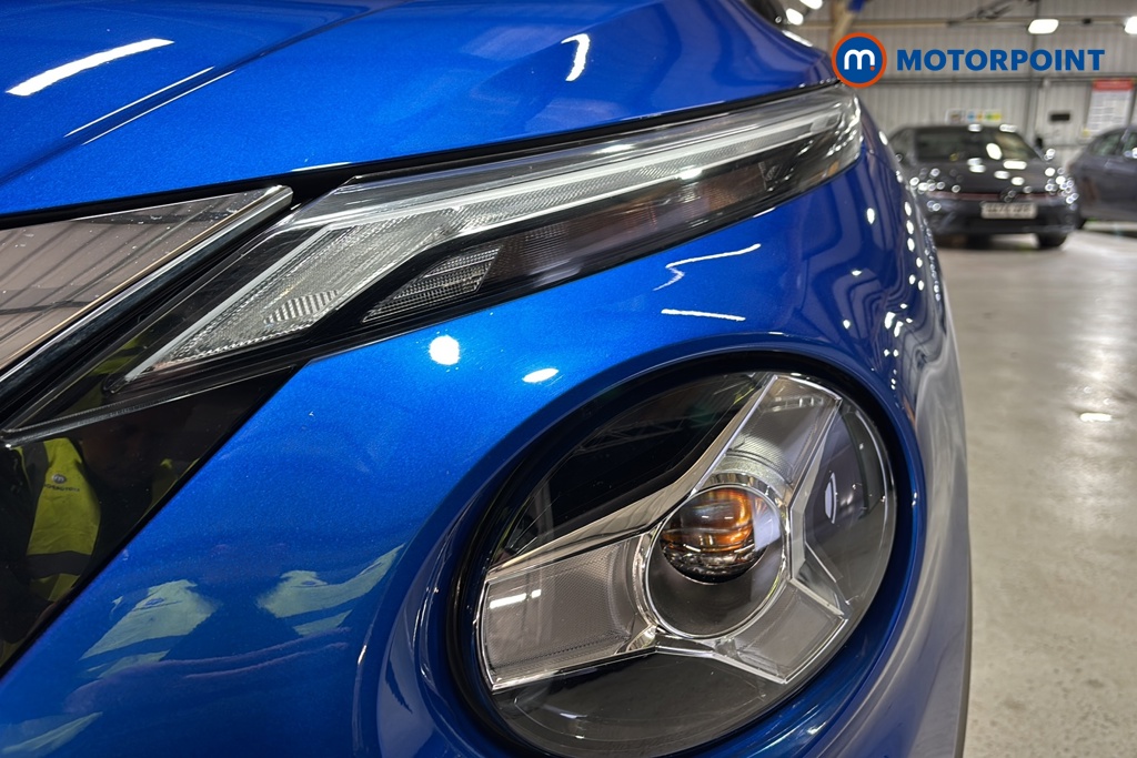 Nissan Juke N-Connecta Manual Petrol SUV - Stock Number (1684372) - 42nd supplementary image
