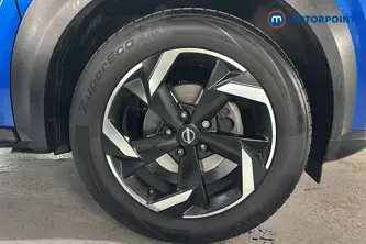 Nissan Juke N-Connecta Manual Petrol SUV - Stock Number (1684372) - 47th supplementary image