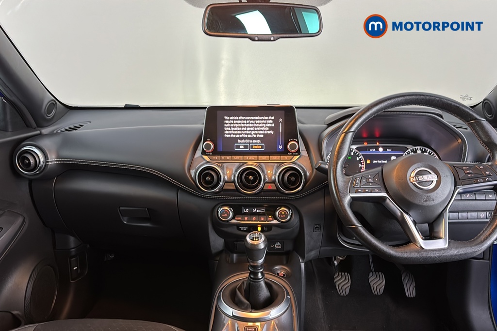 Nissan Juke N-Connecta Manual Petrol SUV - Stock Number (1684372) - 1st supplementary image