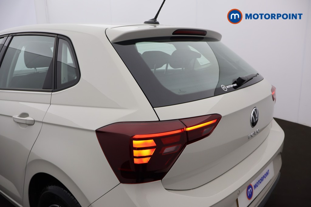 Volkswagen Polo Life Manual Petrol Hatchback - Stock Number (1684409) - 22nd supplementary image