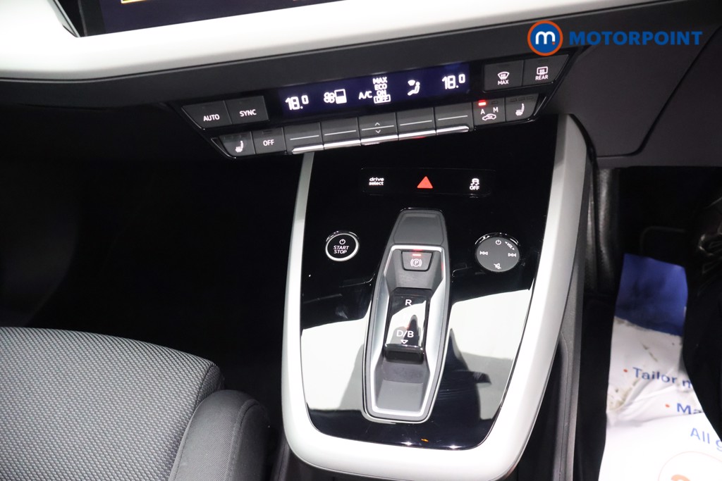 Audi Q4 Sport Automatic Electric SUV - Stock Number (1685255) - 9th supplementary image