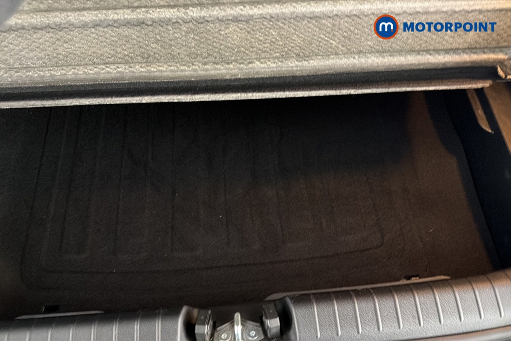 Hyundai I20 Tech Line Automatic Petrol Hatchback - Stock Number (1685310) - 33rd supplementary image