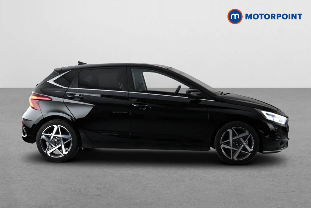 Hyundai I20 Tech Line Automatic Petrol Hatchback - Stock Number (1685310) - Passenger side