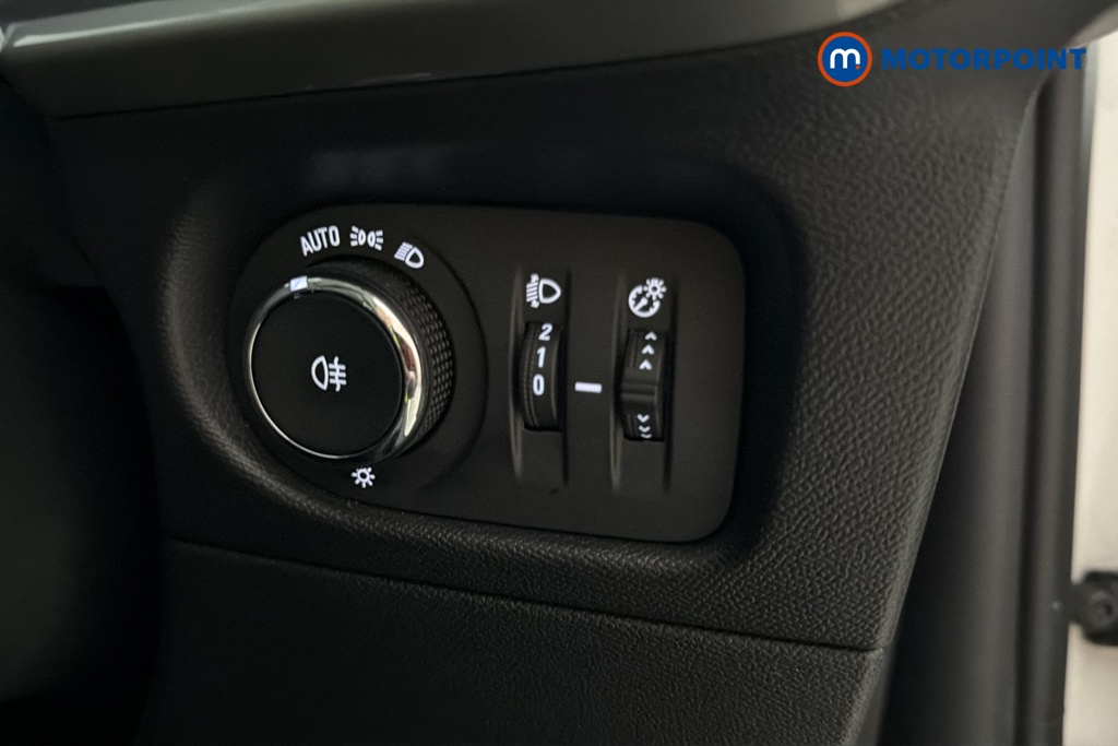 Vauxhall Mokka Design Manual Petrol SUV - Stock Number (1685378) - 11th supplementary image