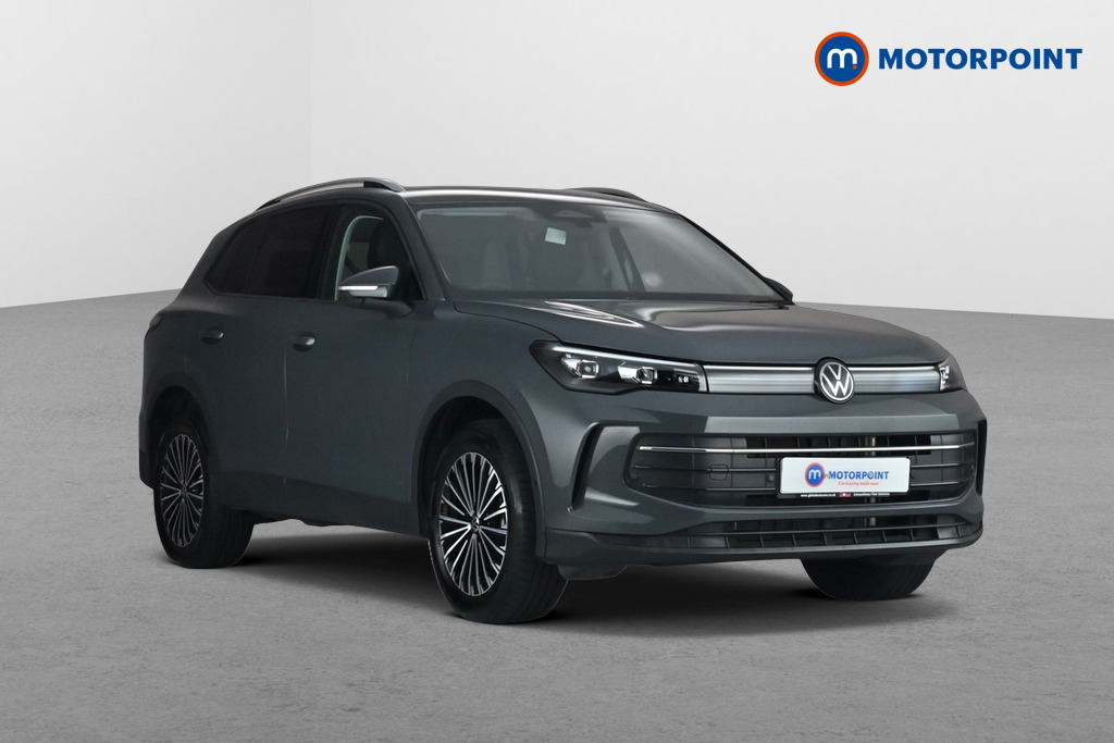 Volkswagen Tiguan Match Automatic Petrol Plug-In Hybrid SUV - Stock Number (1685503) - Drivers side front corner