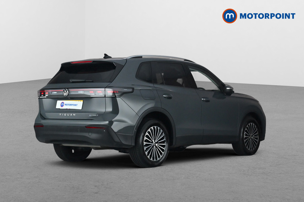 Volkswagen Tiguan Match Automatic Petrol Plug-In Hybrid SUV - Stock Number (1685503) - Passenger side rear corner