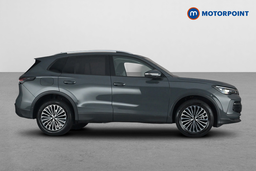 Volkswagen Tiguan Match Automatic Petrol Plug-In Hybrid SUV - Stock Number (1685503) - Passenger side