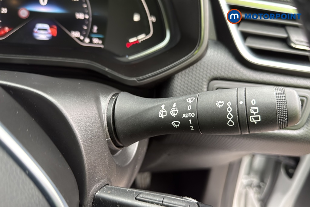 Renault Clio Evolution Manual Petrol Hatchback - Stock Number (1685819) - 6th supplementary image