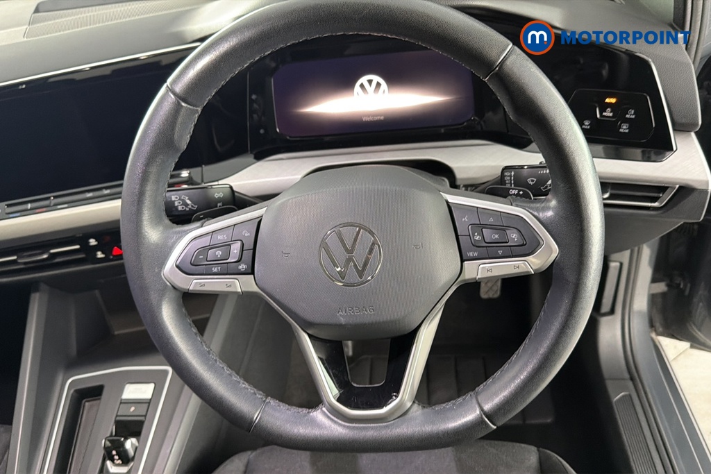 Volkswagen Golf Life Automatic Diesel Hatchback - Stock Number (1685851) - 2nd supplementary image