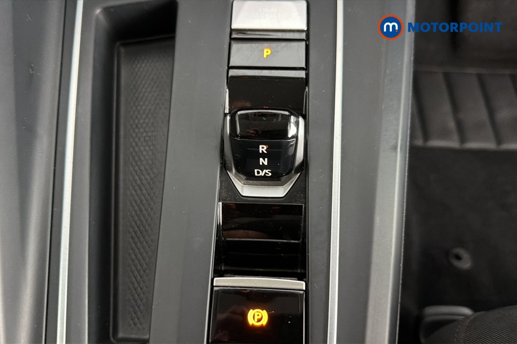Volkswagen Golf Life Automatic Diesel Hatchback - Stock Number (1685851) - 15th supplementary image