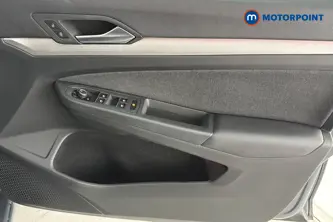 Volkswagen Golf Life Automatic Diesel Hatchback - Stock Number (1685851) - 18th supplementary image
