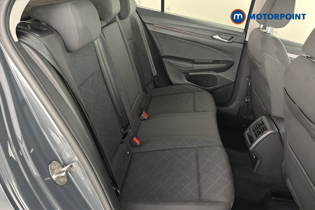 Volkswagen Golf Life Automatic Diesel Hatchback - Stock Number (1685851) - 25th supplementary image