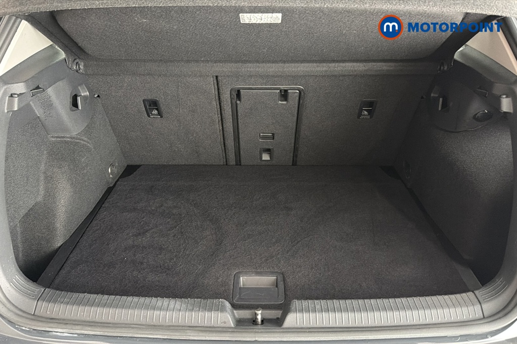Volkswagen Golf Life Automatic Diesel Hatchback - Stock Number (1685851) - 30th supplementary image